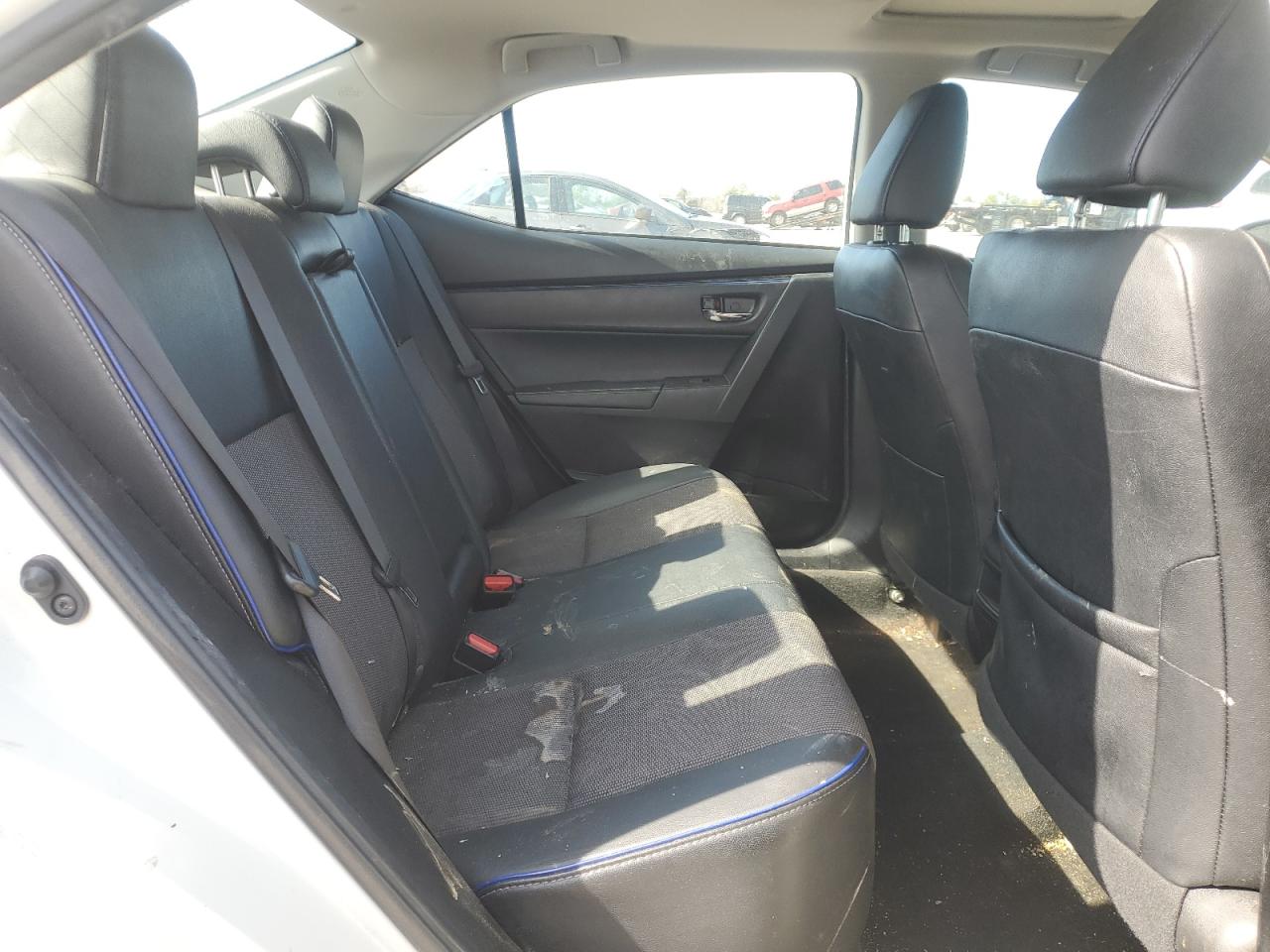 2018 Toyota Corolla - Image 10