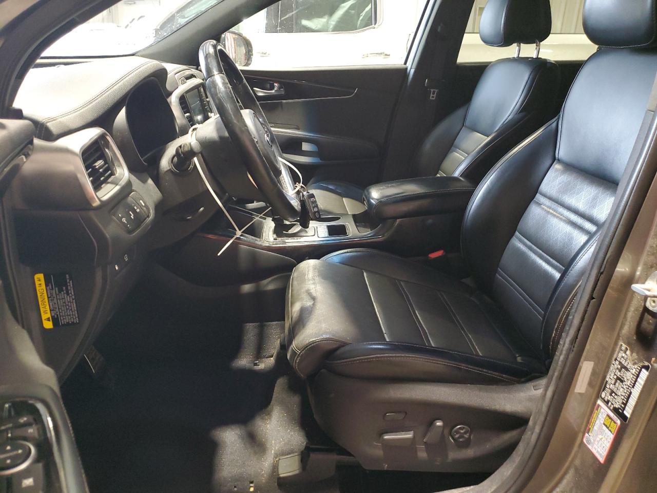 2016 Kia Sorento - Image 7
