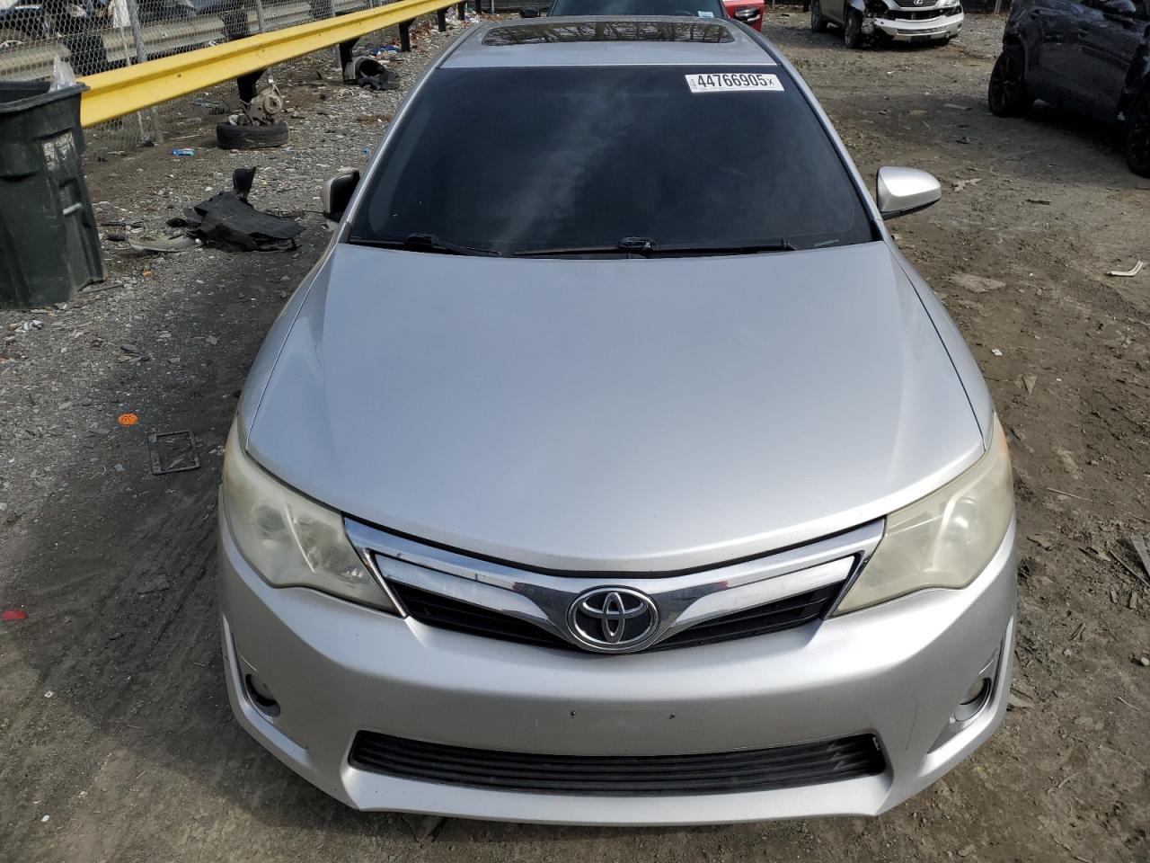 2012 Toyota Camry - Image 5