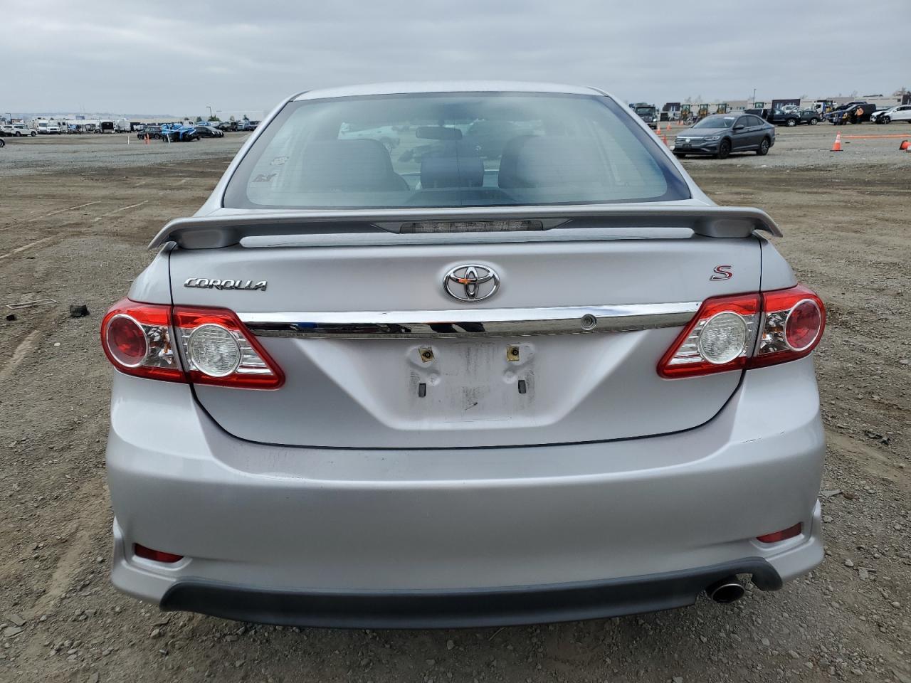 2011 Toyota Corolla - Image 6