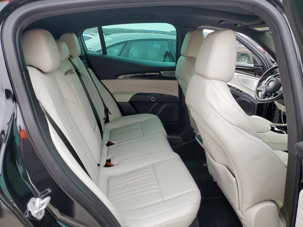2023 Maserati Grecale - Image 11