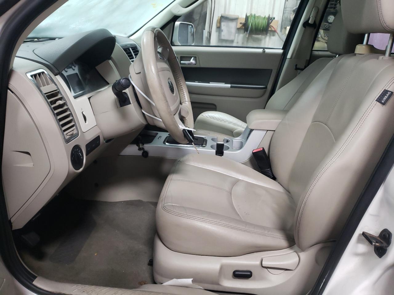 2010 Mercury Mariner - Image 7