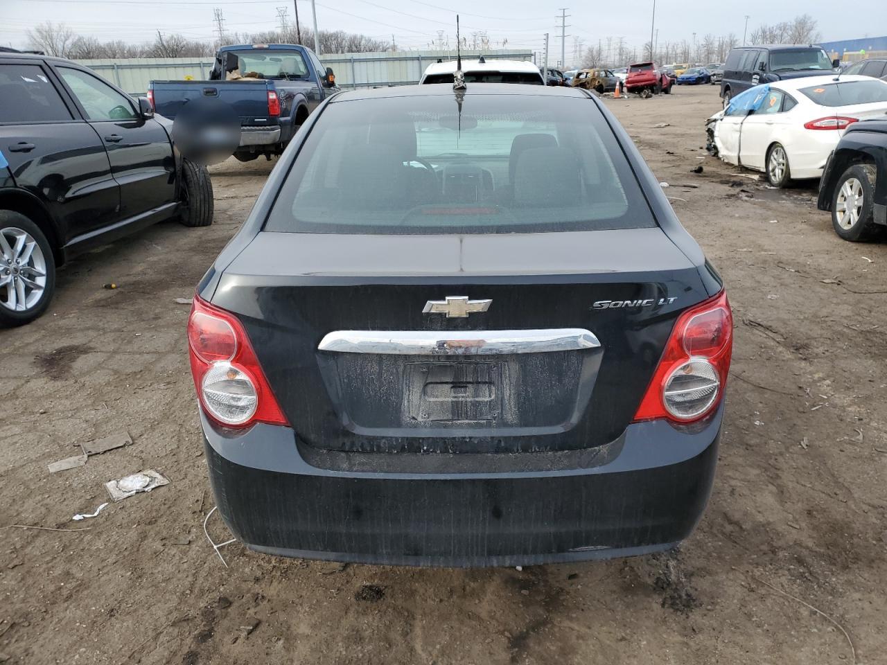2014 Chevrolet Sonic - Image 6
