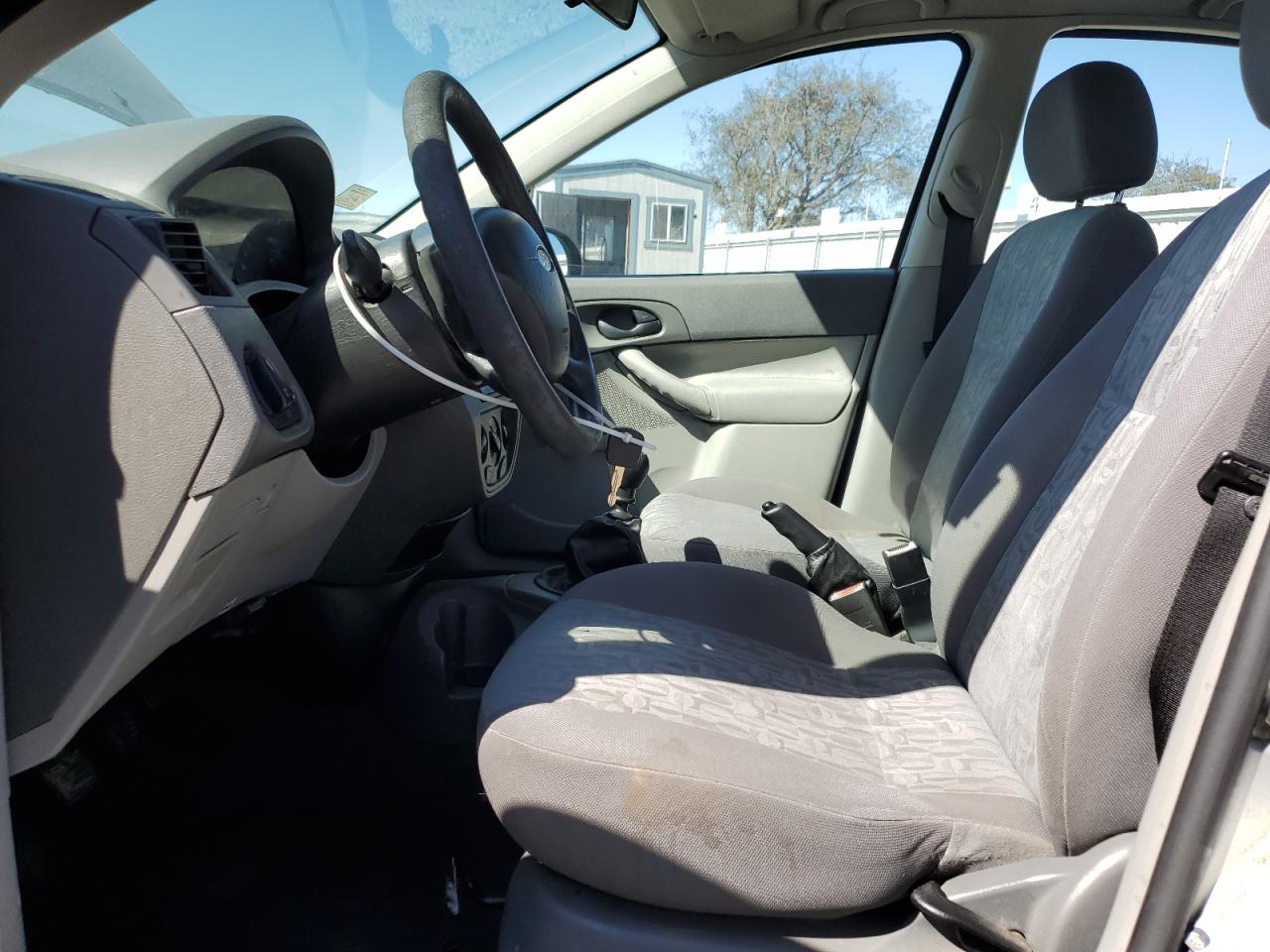 2005 Ford Focus - Image 7