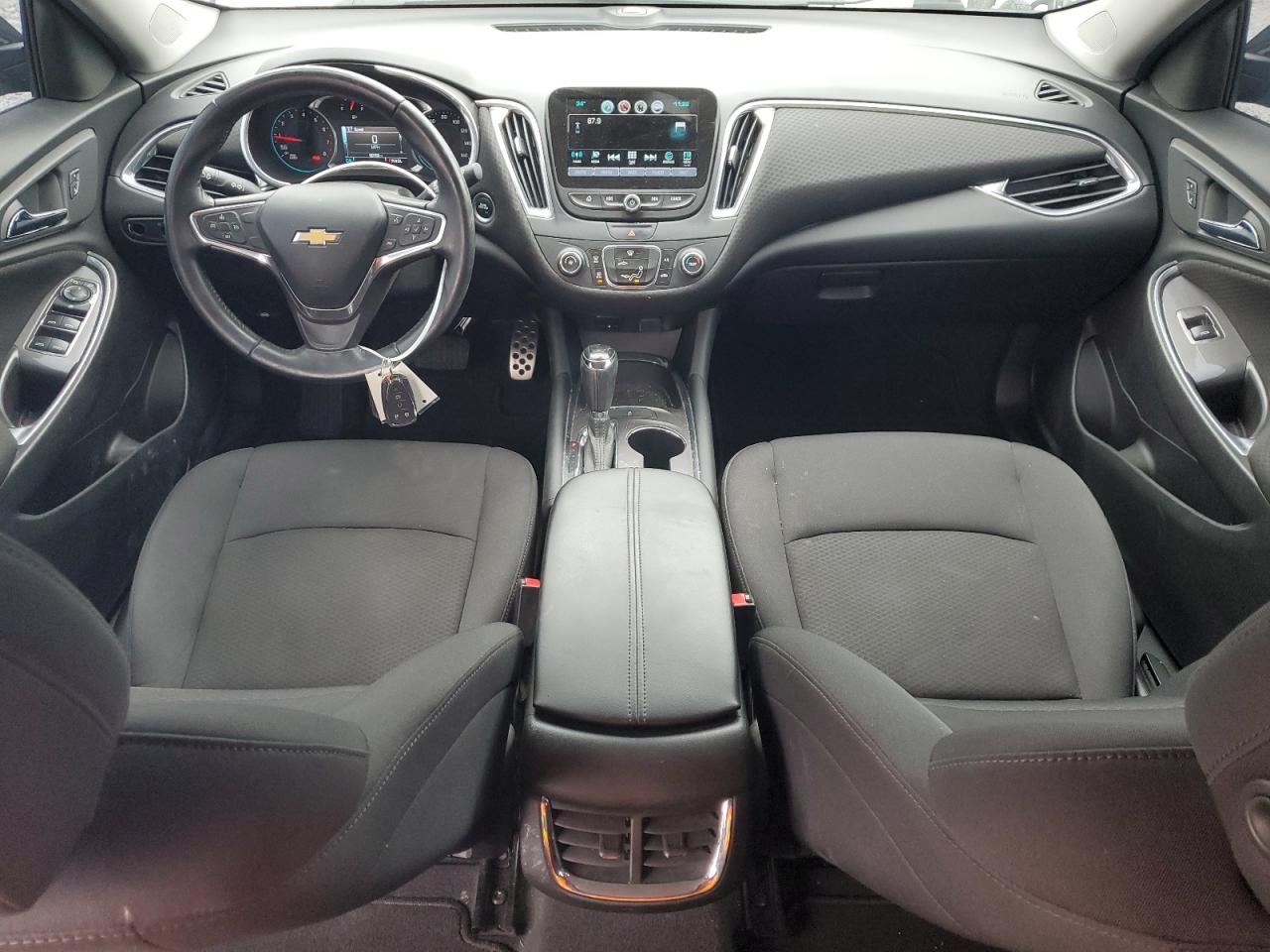 2016 Chevrolet Malibu - Image 8