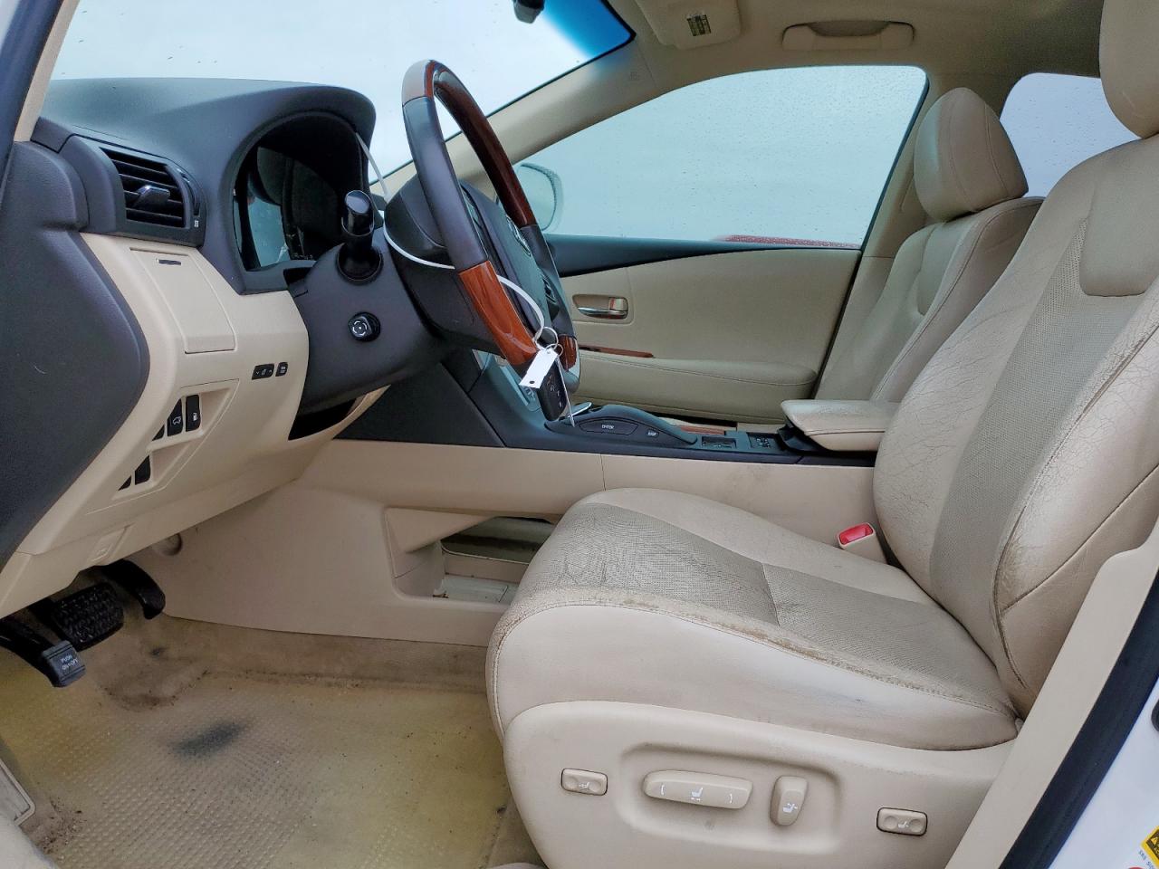 2010 Lexus RX - Image 7