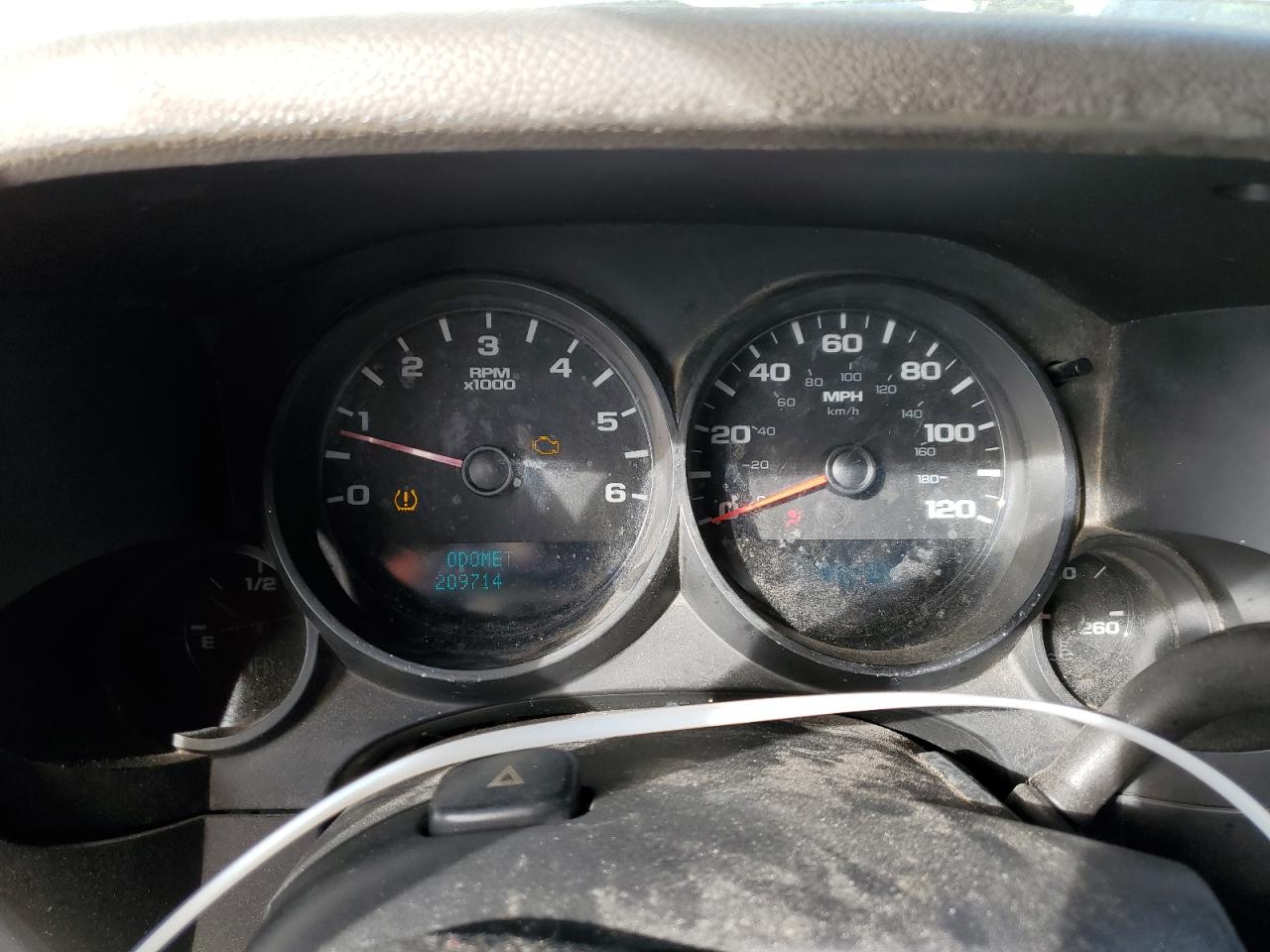2007 Chevrolet Silverado - Image 9