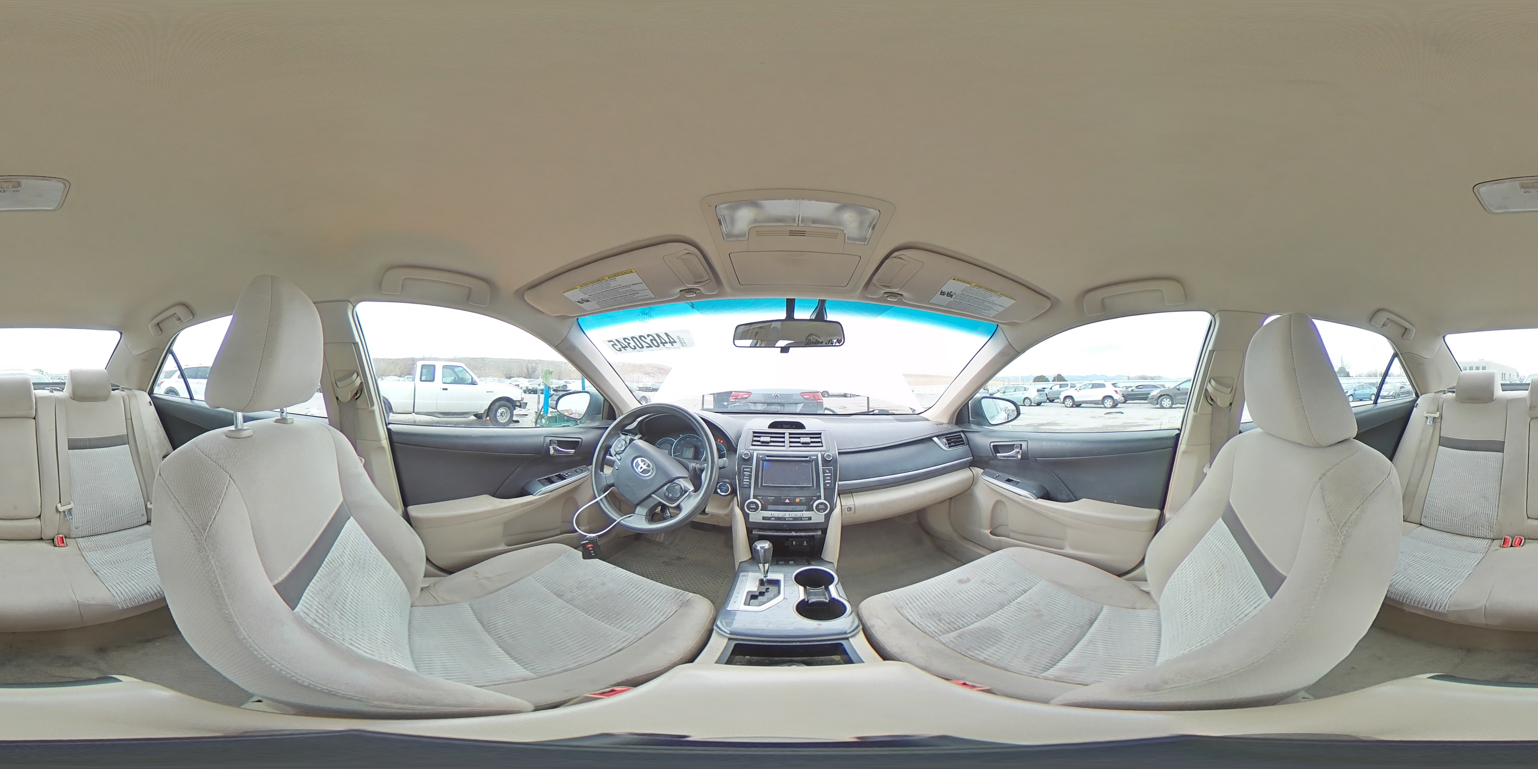 2014 Toyota Camry - Image 14