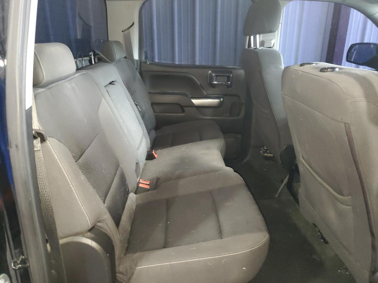 2018 Chevrolet Silverado - Image 10