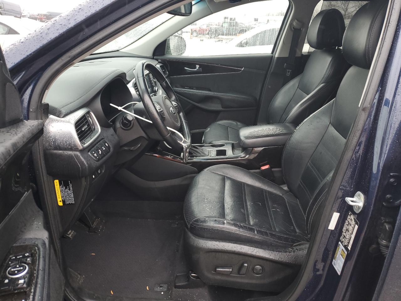 2016 Kia Sorento - Image 7