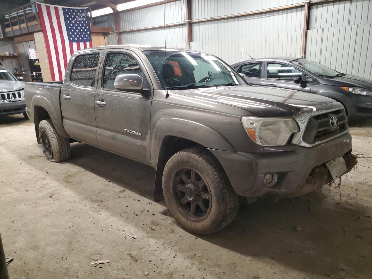 2013 Toyota Tacoma - Image 4