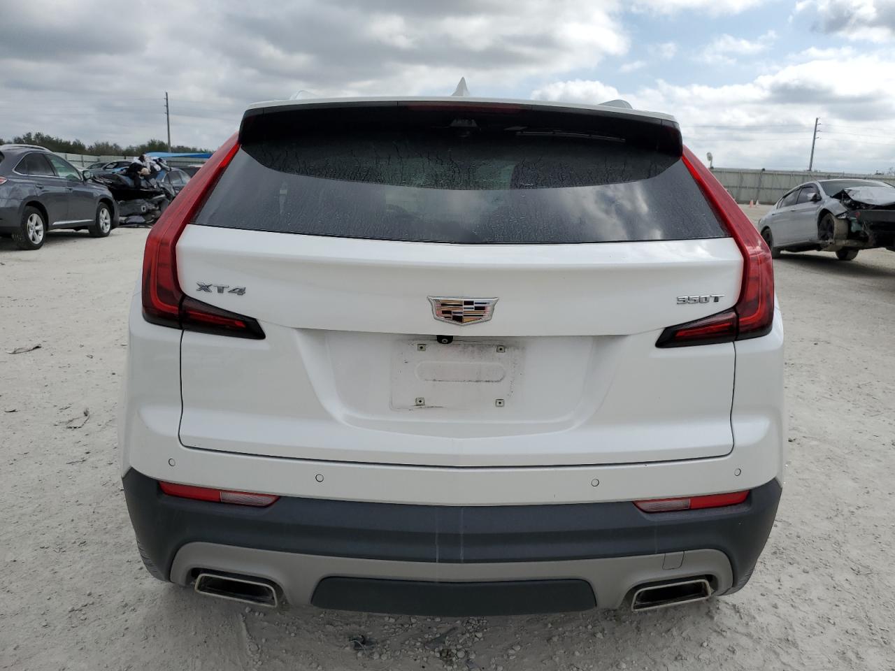 2021 Cadillac XT4 - Image 6