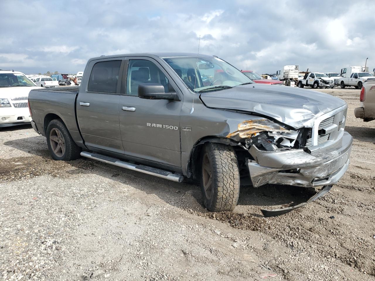 2012 Dodge RAM - Image 4