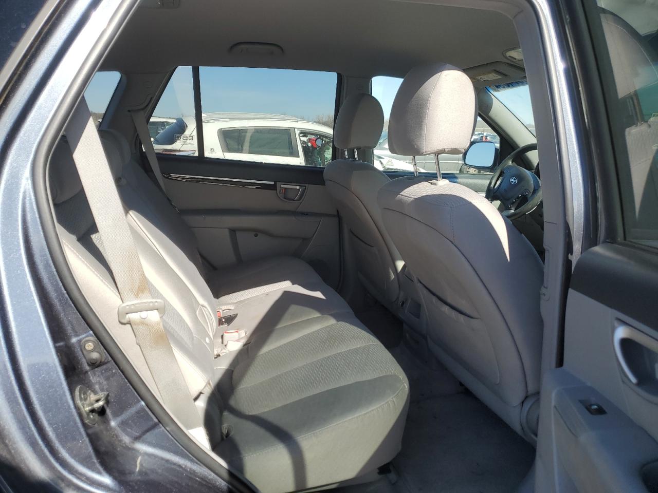2007 Hyundai Santa Fe - Image 11