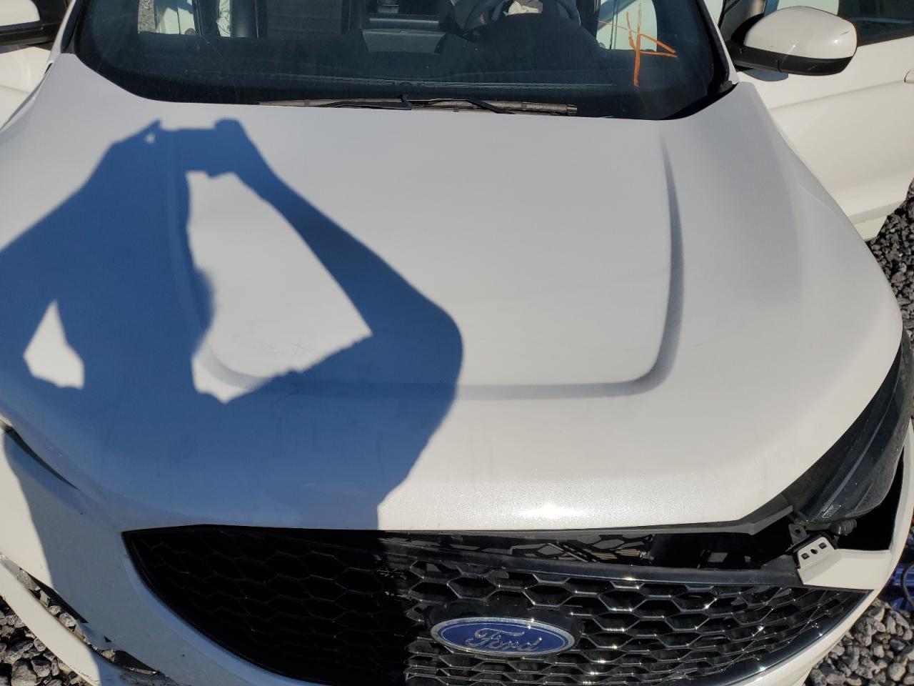 2022 Ford Edge - Image 12