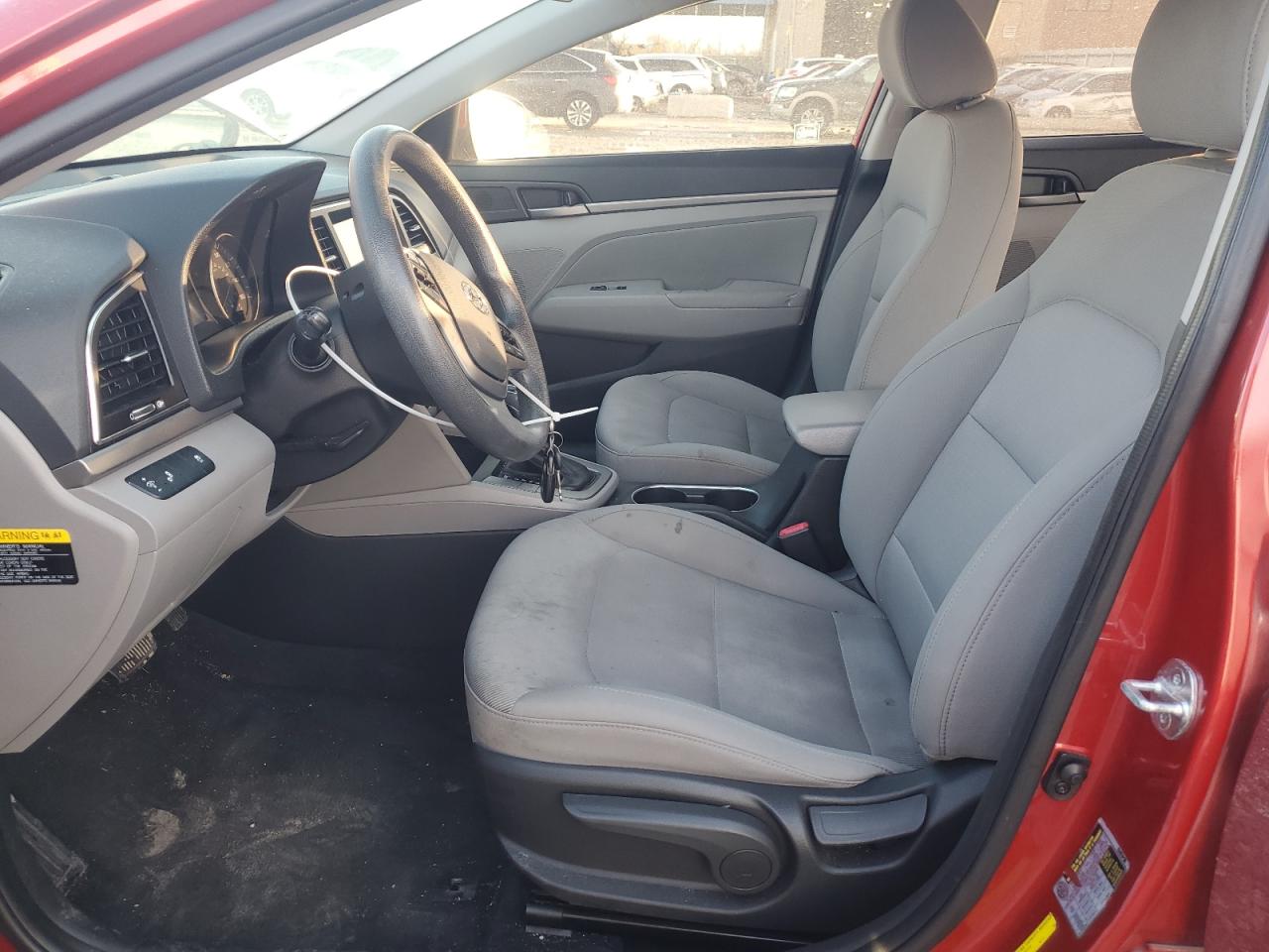 2018 Hyundai Elantra - Image 7