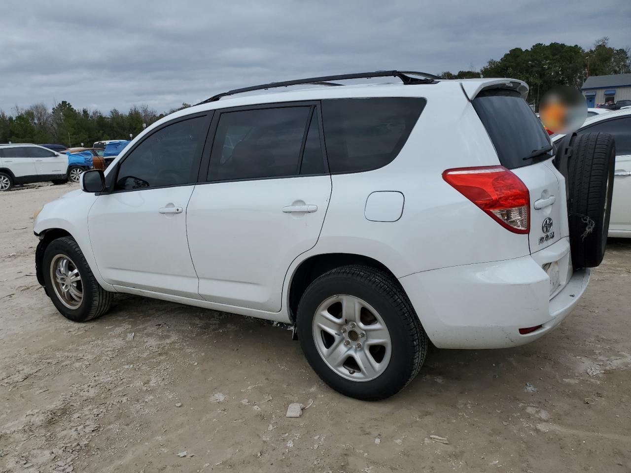 2007 Toyota RAV 4 - Image 2