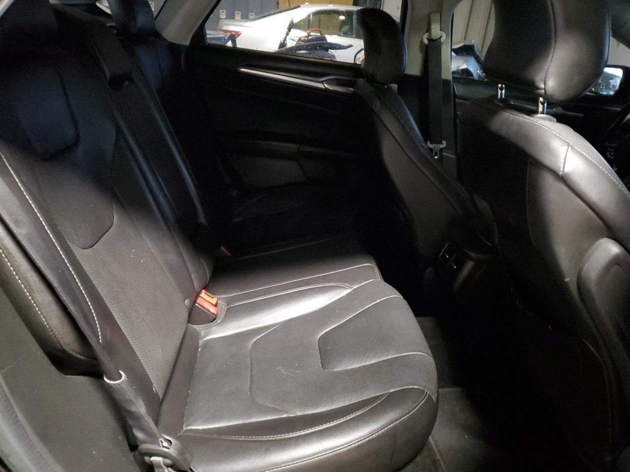 2016 Ford Fusion - Image 10