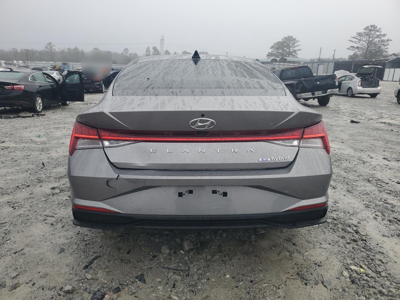 2023 Hyundai Elantra - Image 6