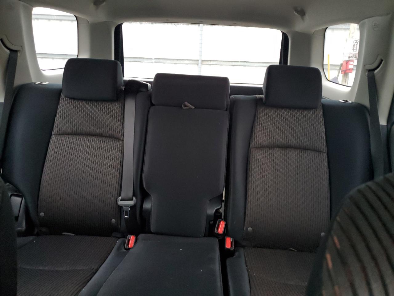 2010 Toyota 4Runner - Image 10
