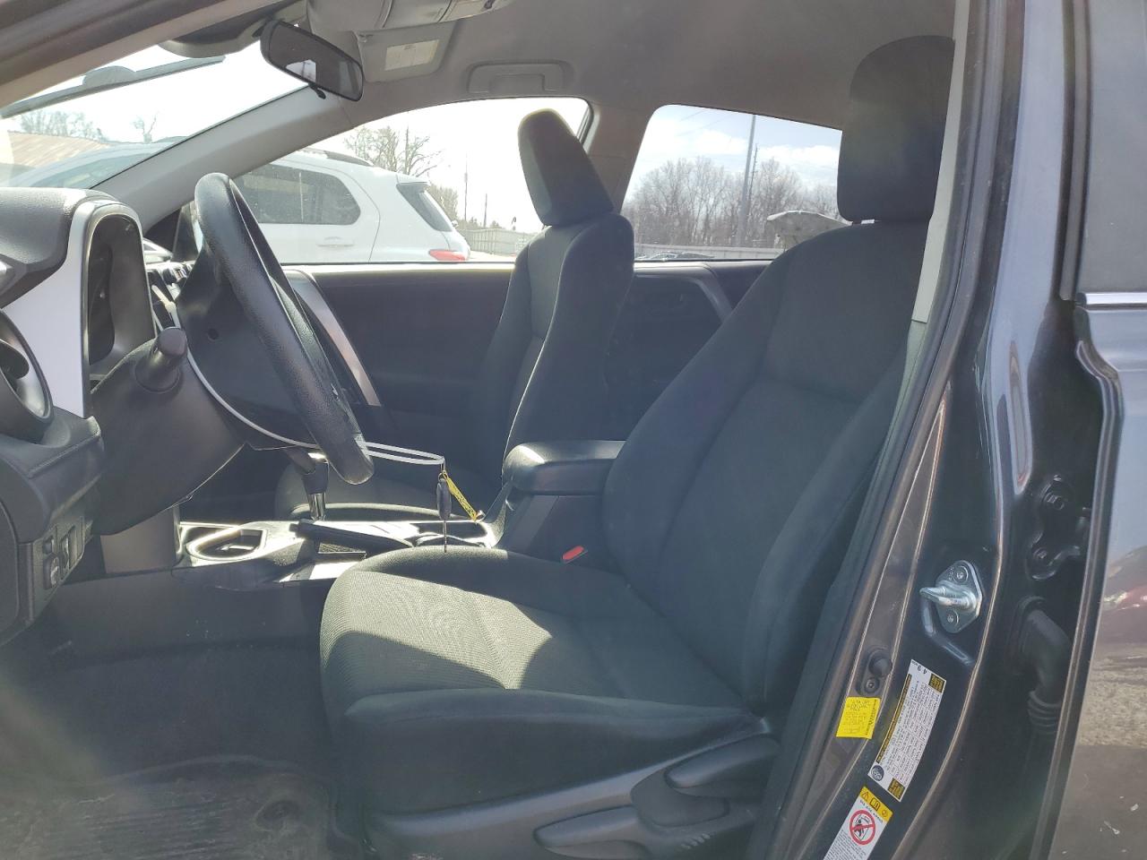 2017 Toyota RAV 4 - Image 7