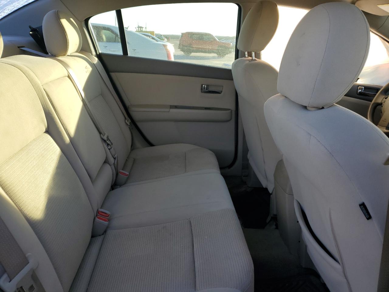 2012 Nissan Sentra - Image 10
