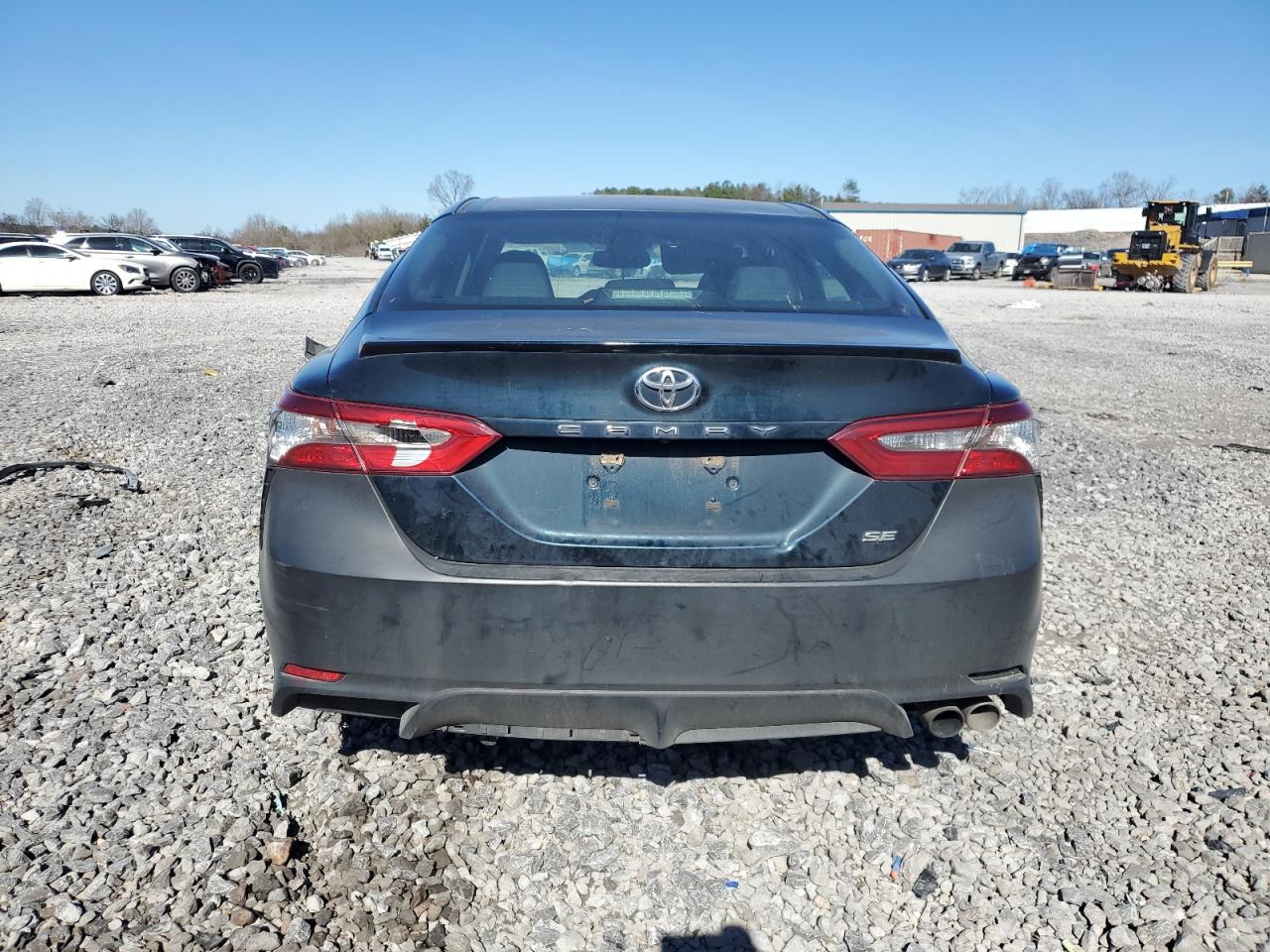 2018 Toyota Camry - Image 6