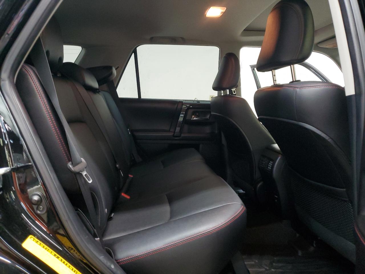 2015 Toyota 4Runner - Image 11