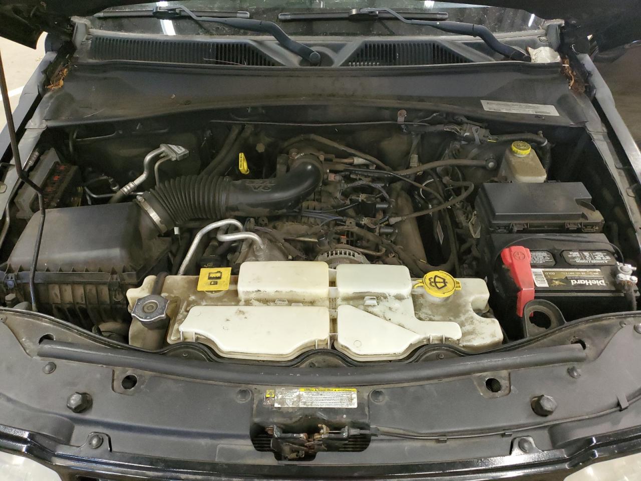 2012 Jeep Liberty (North America) - Image 12