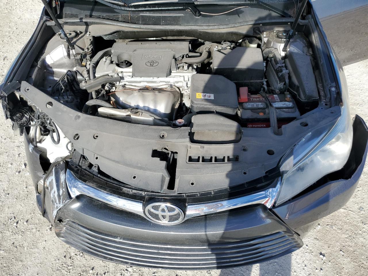 2017 Toyota Camry - Image 11