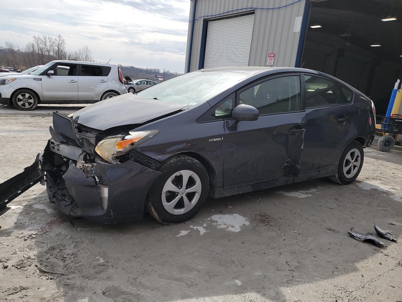 2013 Toyota Prius - Image 1