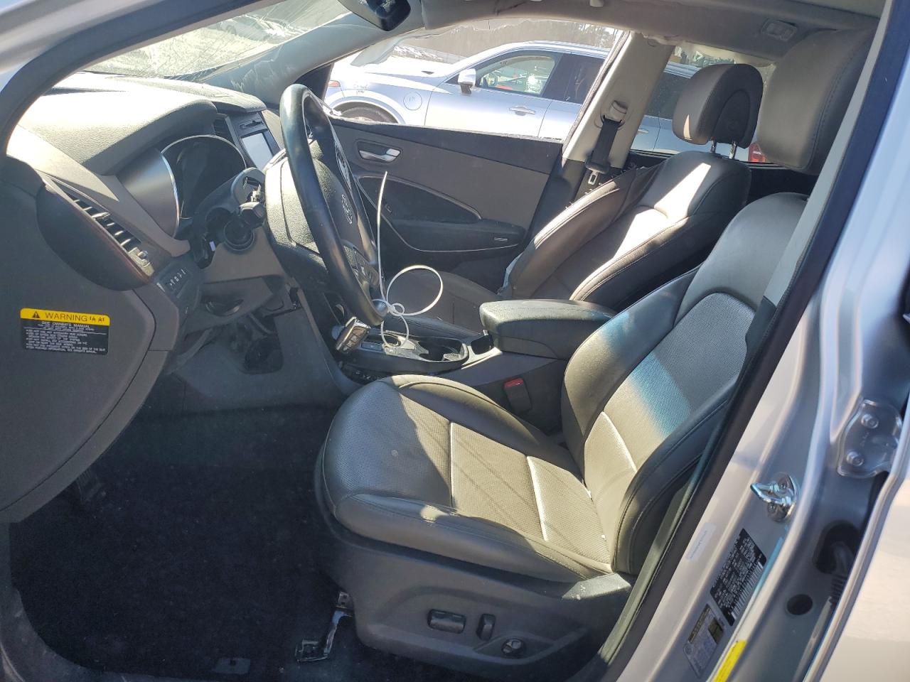2018 Hyundai Santa Fe - Image 7