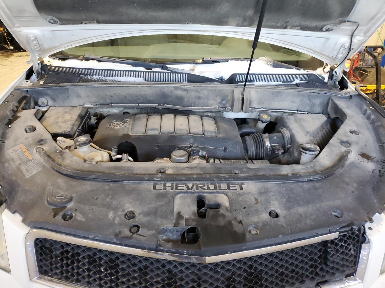 2011 Chevrolet Traverse - Image 12