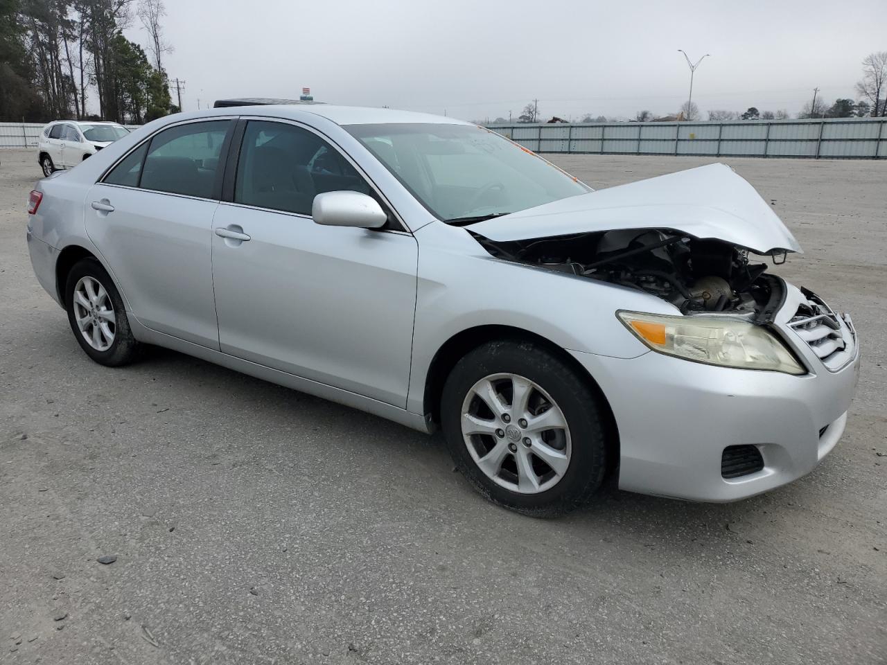 2011 Toyota Camry - Image 4