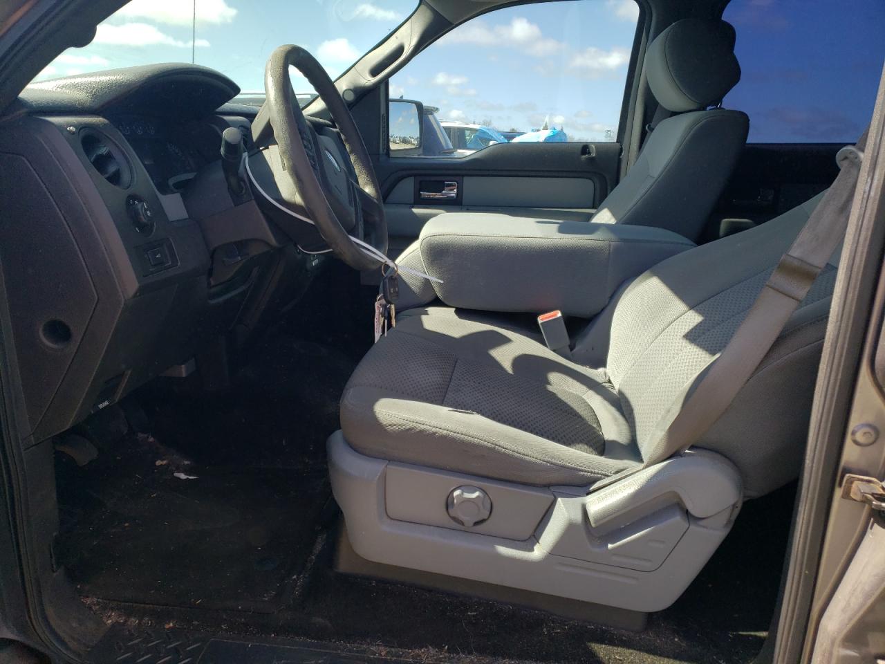 2014 Ford F-150 - Image 7