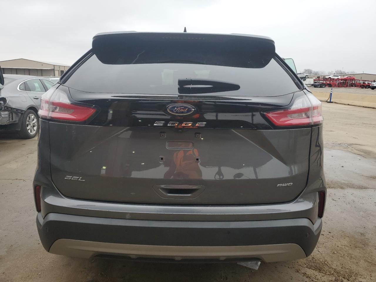 2022 Ford Edge - Image 6