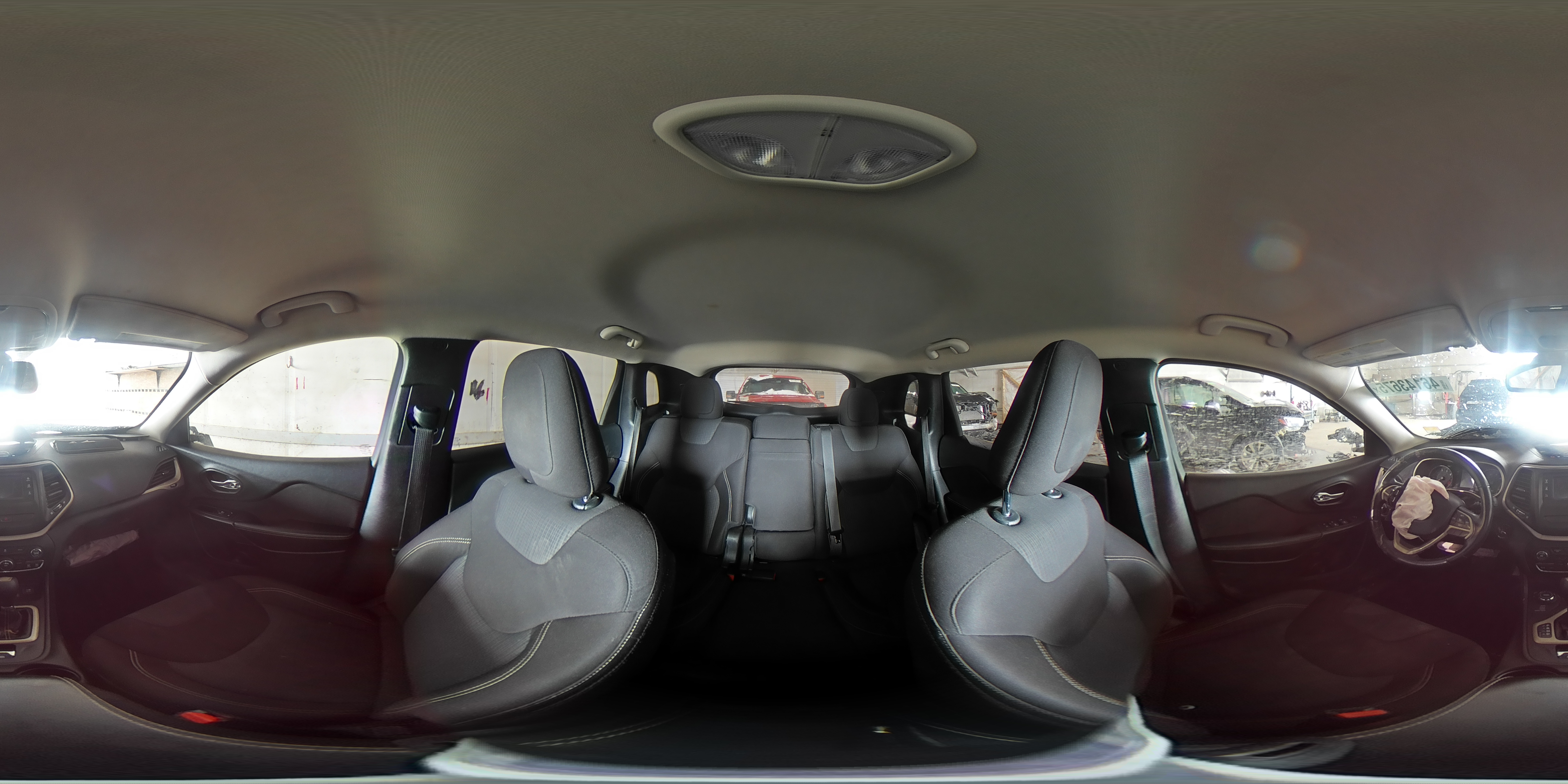 2015 Jeep Grand Cherokee - Image 13