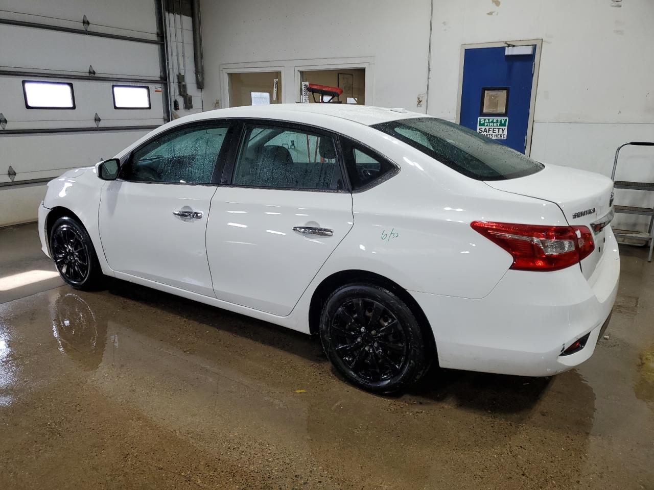 2016 Nissan Sentra - Image 2