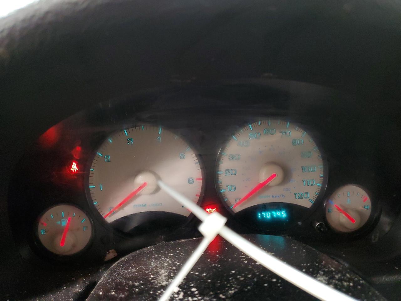 2004 Jeep Liberty (North America) - Image 9