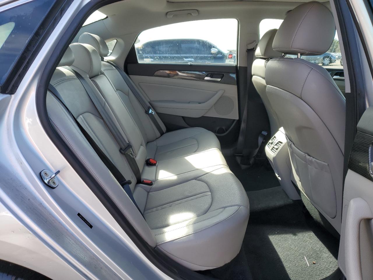 2018 Hyundai Sonata - Image 10