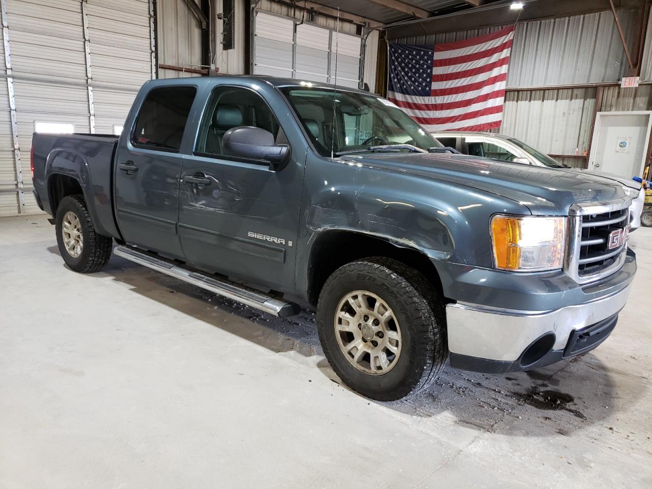 2007 GMC Sierra - Image 4