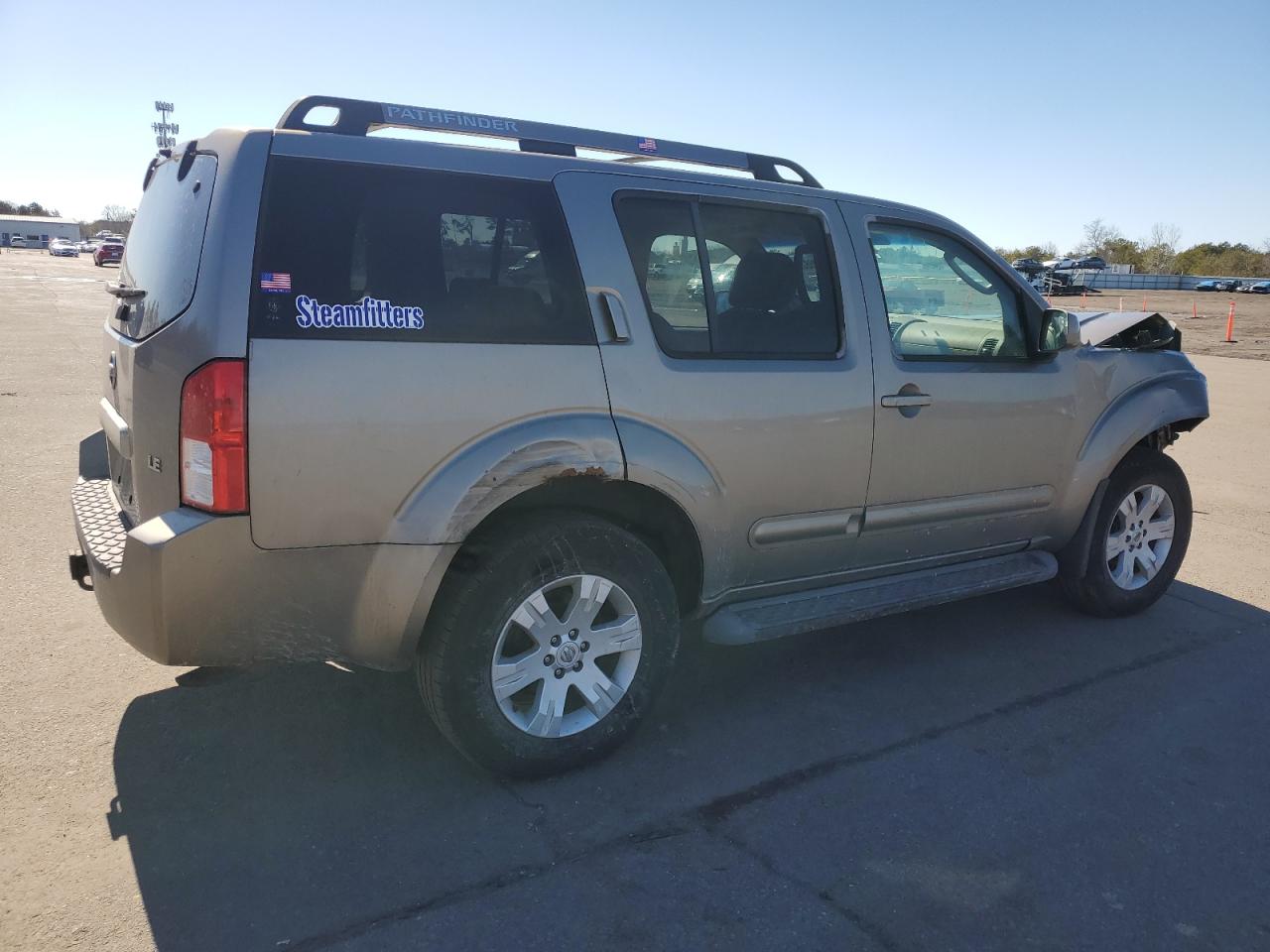 2005 Nissan Pathfinder - Image 3