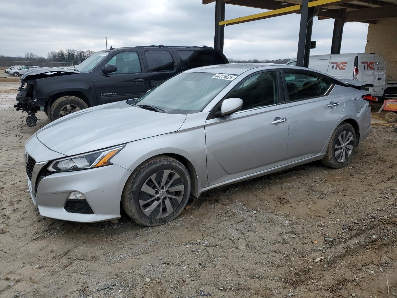 2019 Nissan Altima - Image 1