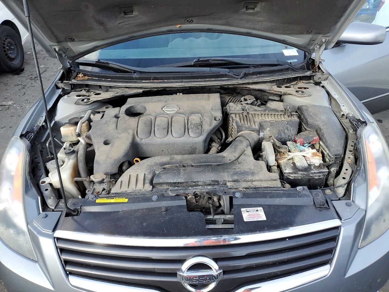 2009 Nissan Altima - Image 11