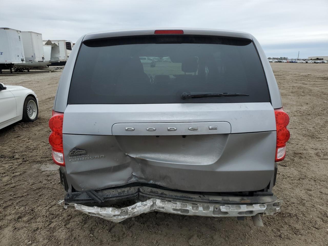2016 Dodge Caravan - Image 6