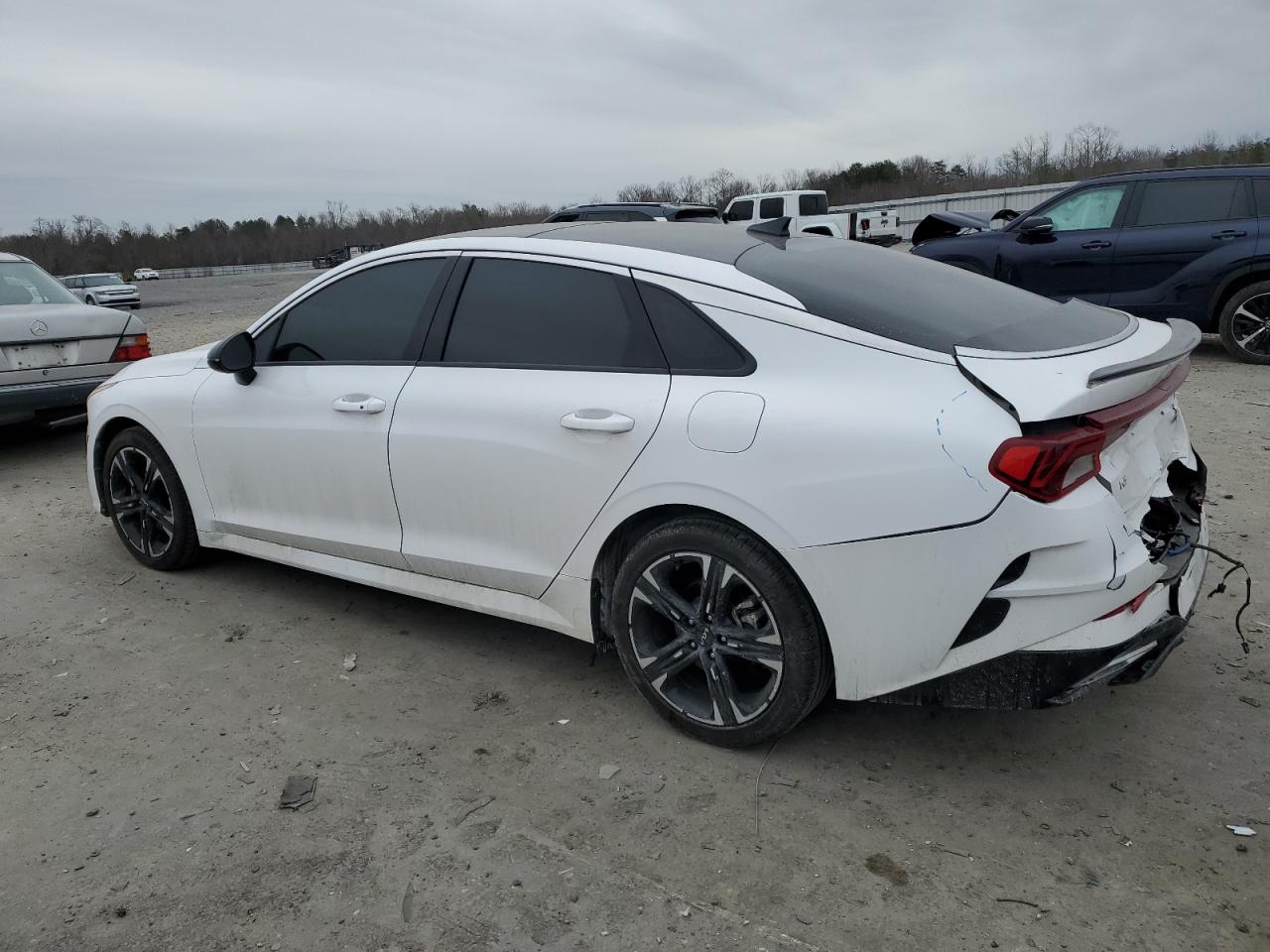 2023 Kia K5 - Image 2