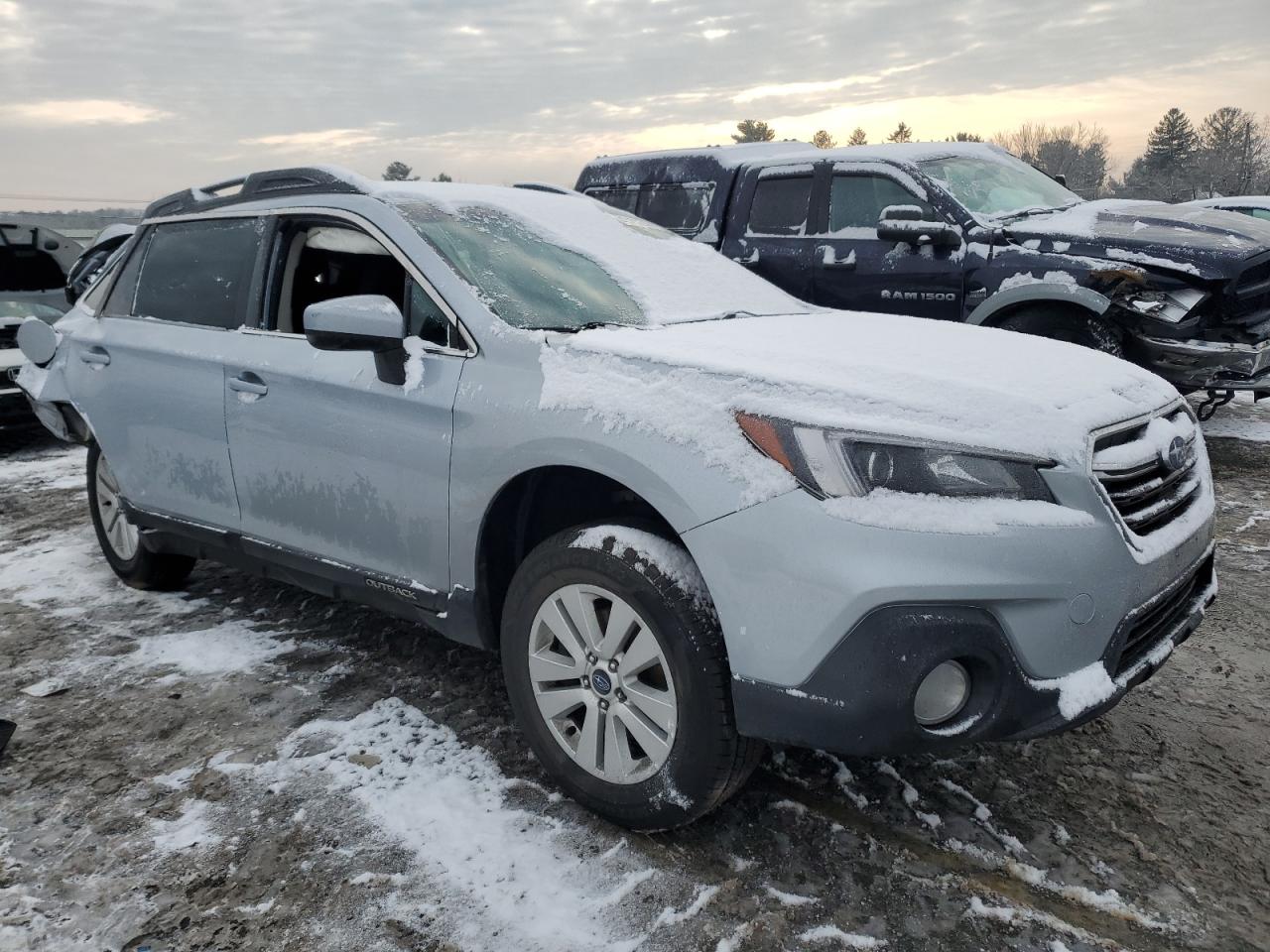 2018 Subaru Outback - Image 4