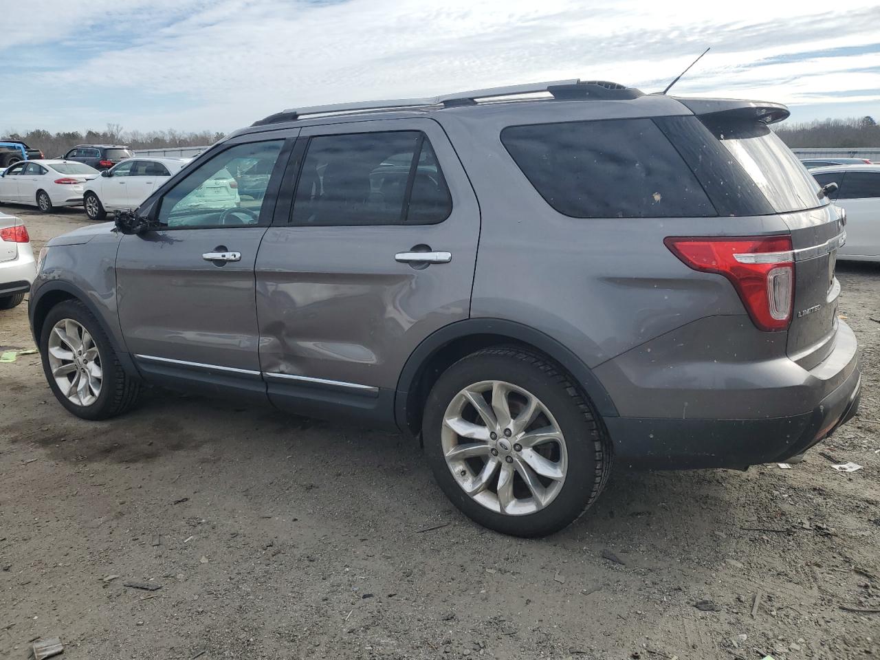 2013 Ford Explorer - Image 2