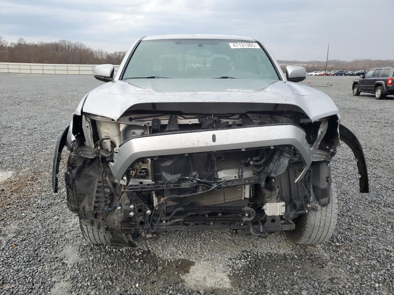 2016 Toyota Tacoma - Image 5