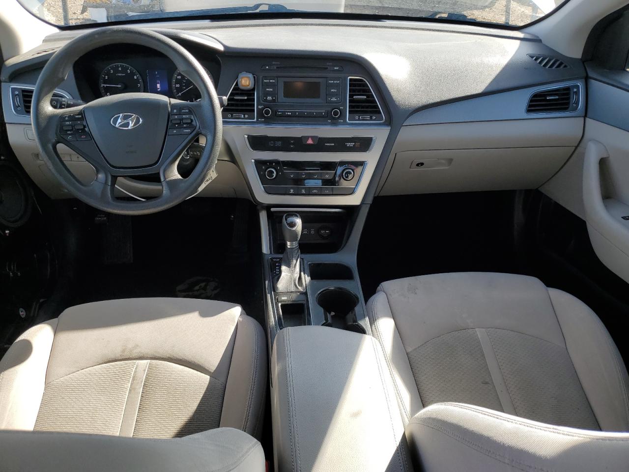 2015 Hyundai Sonata - Image 8